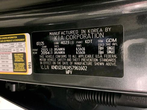 Certified 2025 Kia Soul LX w/ LX Technology Package image 31