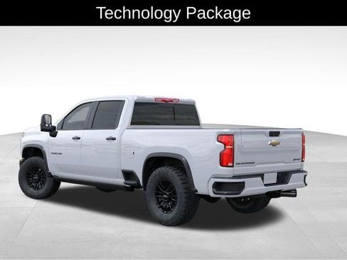 New 2026 Chevrolet Silverado 2500 ZR2 image 4