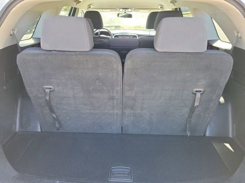 Used 2019 Kia Sorento LX image 8