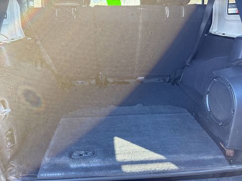 Used 2008 Jeep Wrangler Unlimited Sahara AWD/4WD image 10