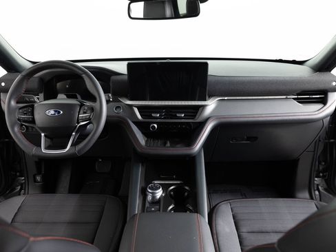 Used 2025 Ford Explorer ST-Line w/ Premium Package RWD image 40