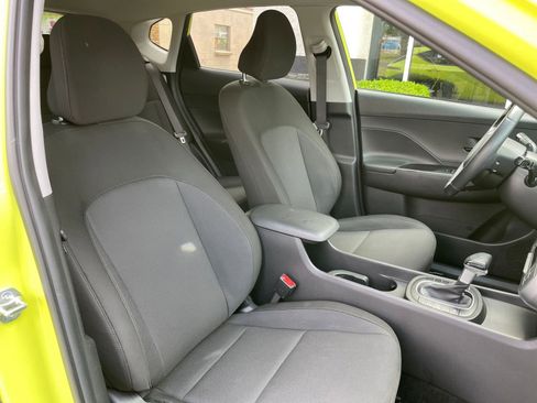 Used 2025 Hyundai Kona SEL image 37