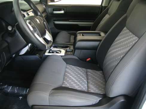 Used 2021 Toyota Tundra SR5 image 7