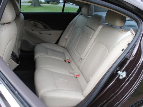 Used 2015 Buick LaCrosse Leather FWD image 33