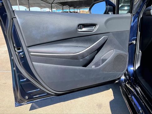 Used 2025 Toyota Corolla SE image 24