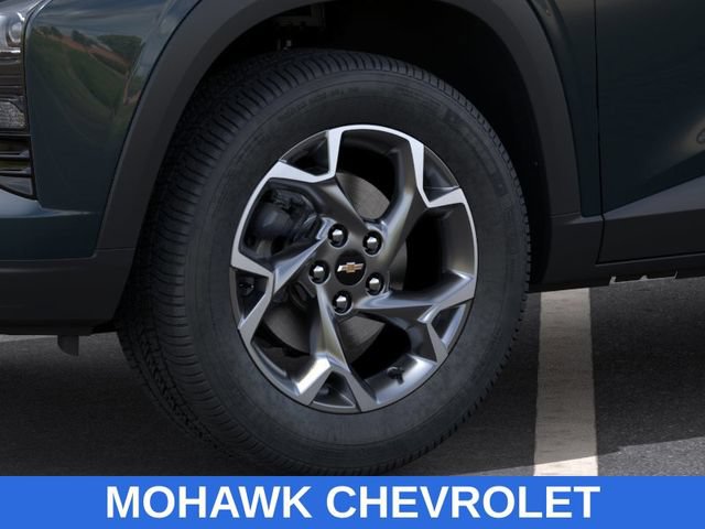 New 2026 Chevrolet Trax LT w/ Driver Confidence Package FWD image 9
