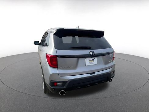 Used 2024 Honda Passport EX-L image 11