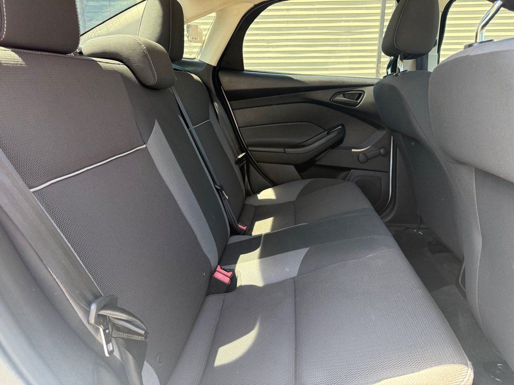 Used 2014 Ford Focus S FWD image 9