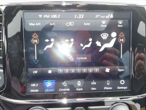 Certified 2021 Jeep Grand Cherokee Laredo X AWD/4WD image 28