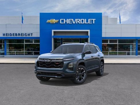 New 2026 Chevrolet Equinox RS w/ Convenience Package III FWD image 8