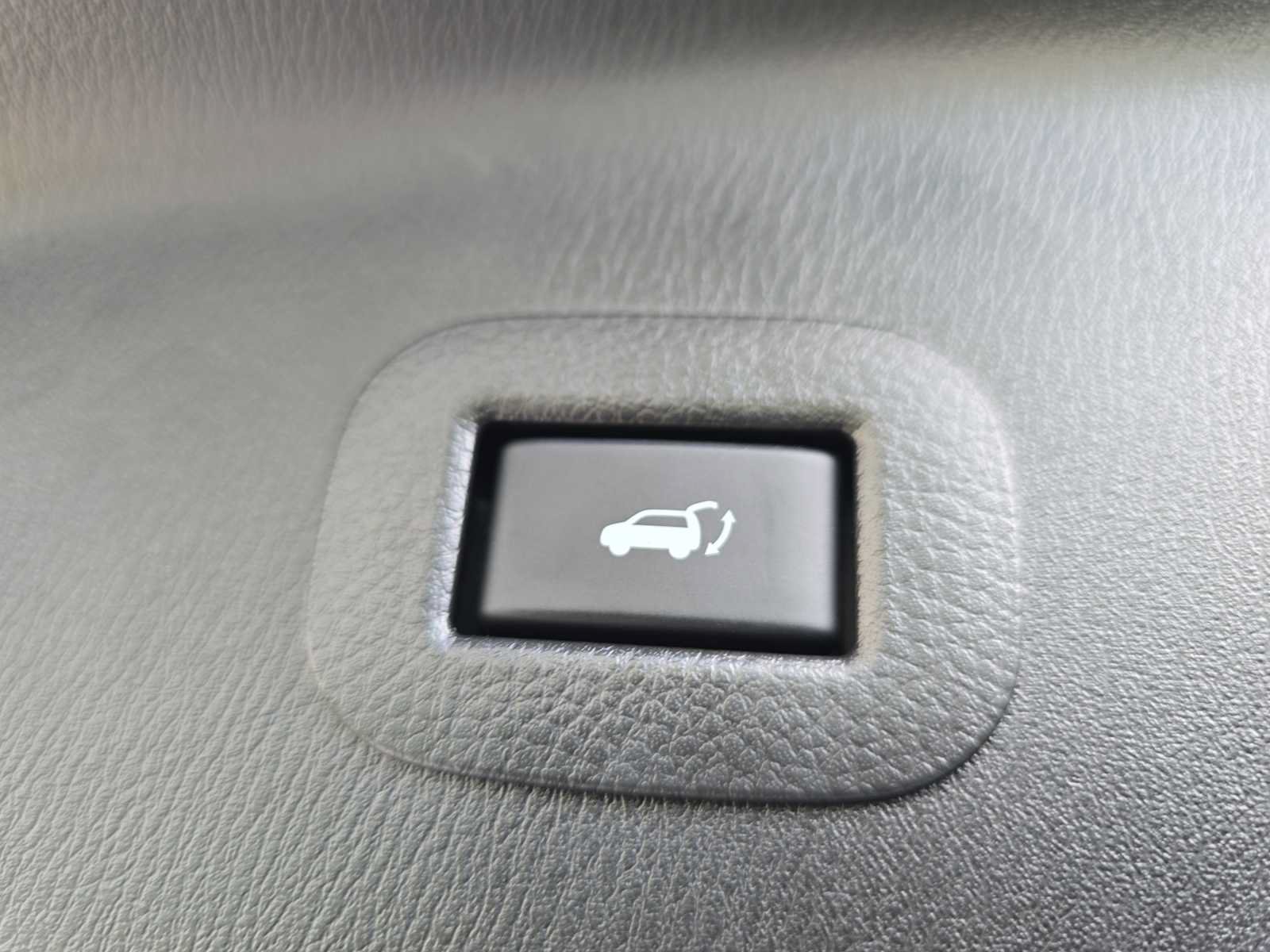 Used 2023 INFINITI QX80 Sensory w/ Cargo Package RWD image 29