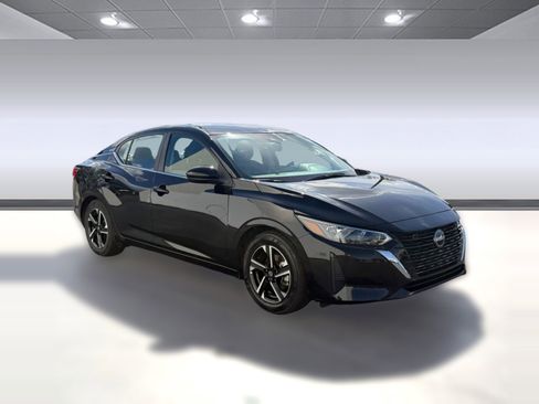 Used 2024 Nissan Sentra SV image 7