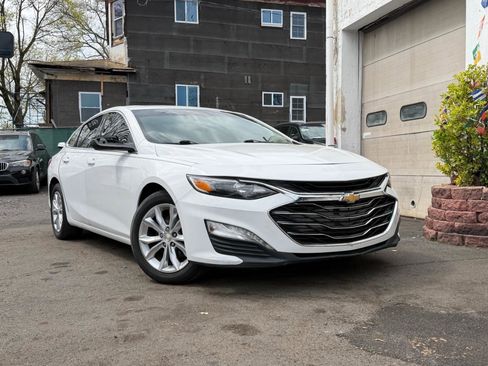 Used 2020 Chevrolet Malibu LT image 13