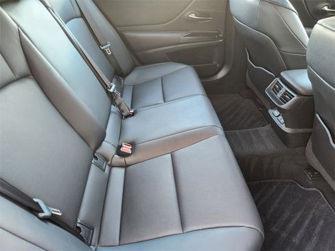 Used 2019 Lexus ES 350 image 31