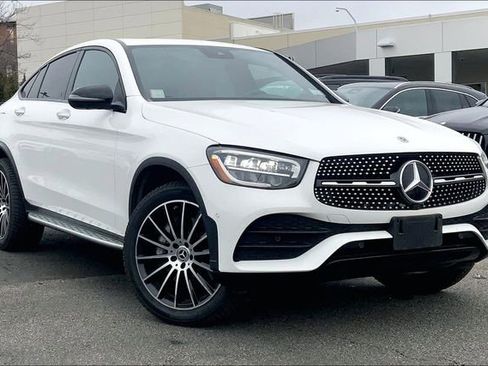 Used 2023 Mercedes-Benz GLC 300 4MATIC Coupe image 1