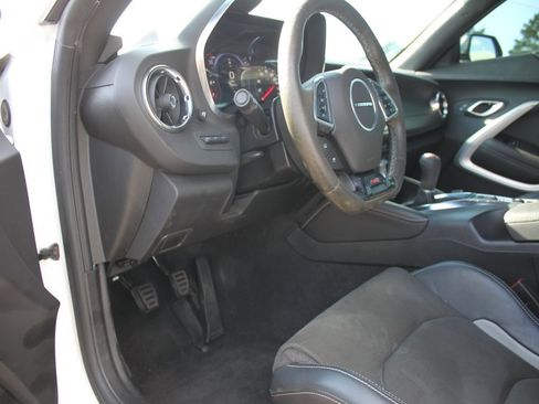 Used 2021 Chevrolet Camaro SS image 13