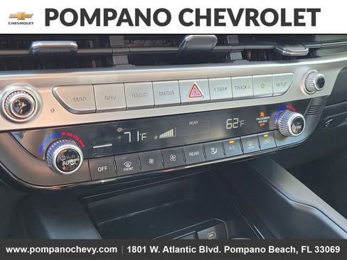 Used 2023 Kia Telluride LX image 27