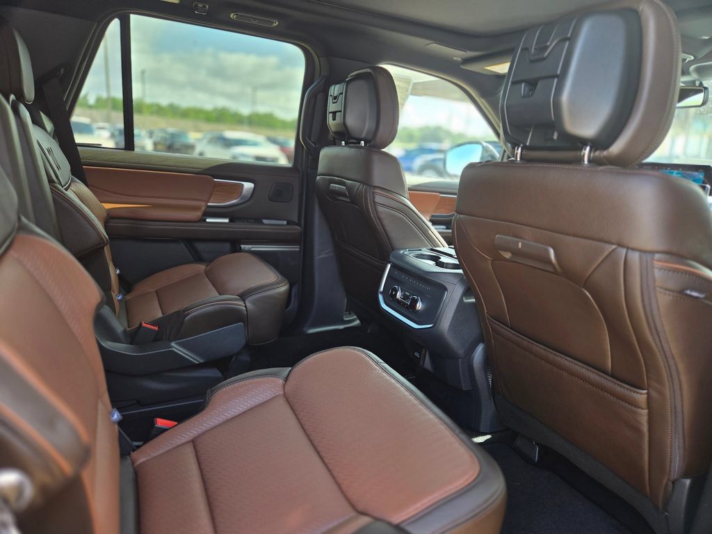 New 2027 Ford Expedition King Ranch AWD/4WD image 11