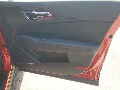 New 2026 Kia Sportage SX image 14