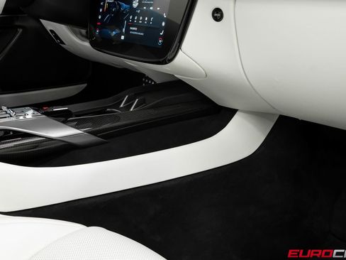 Used 2025 Ferrari 12Cilindri RWD image 41