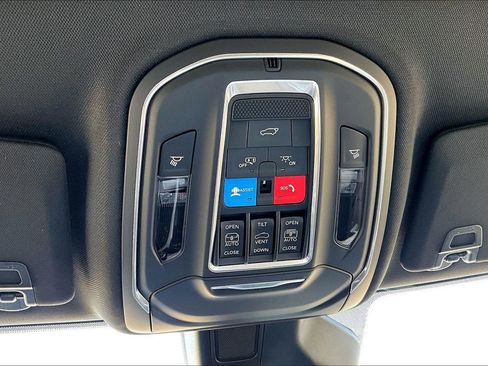New 2026 Jeep Grand Cherokee Limited AWD/4WD image 33