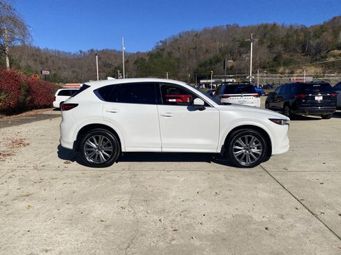 New 2025 MAZDA CX-5 Signature image 37