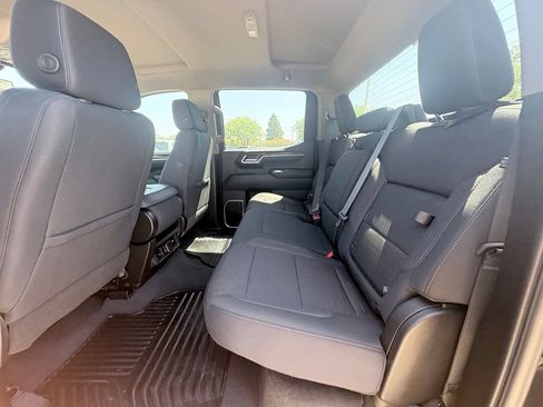 Used 2023 GMC Sierra 1500 Elevation RWD image 7