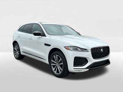 Used 2026 Jaguar F-PACE R-Dynamic S AWD/4WD image 2