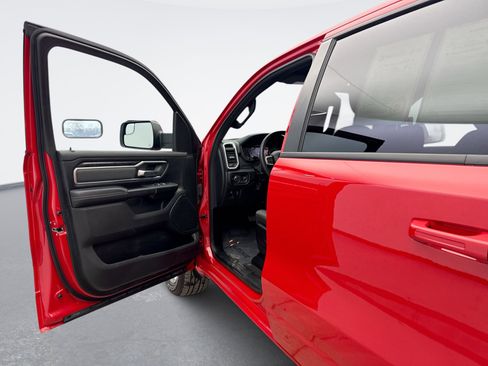 Used 2022 RAM 1500 Big Horn image 9