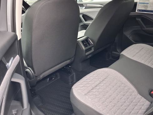 New 2026 Volkswagen Tiguan S AWD/4WD image 10