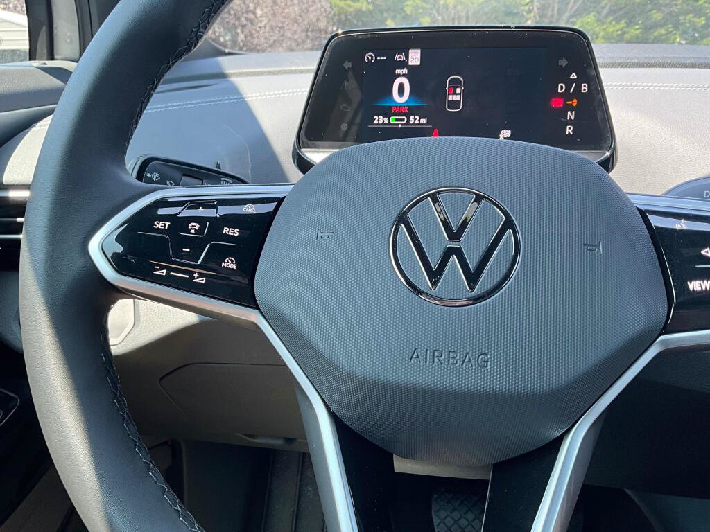 New 2026 Volkswagen ID.4 Pro AWD/4WD image 21