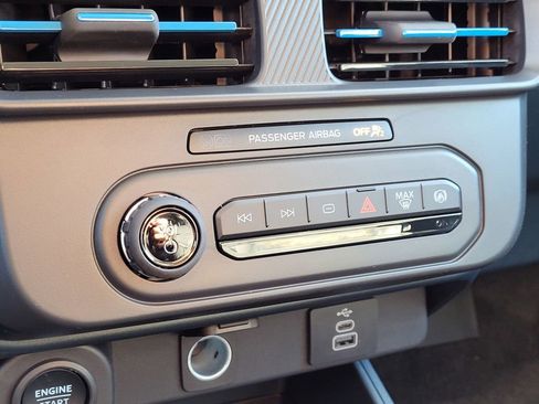 New 2026 Ford Maverick Lobo image 47