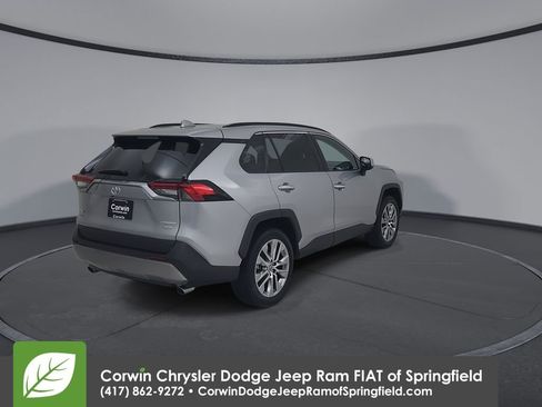 Used 2022 Toyota RAV4 Limited w/ Limited Grade Weather Package image 14
