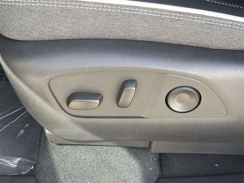 New 2026 GMC Sierra EV Elevation image 23