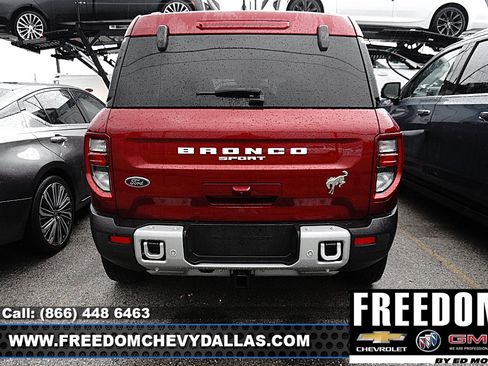 Used 2025 Ford Bronco Sport Big Bend AWD/4WD image 9