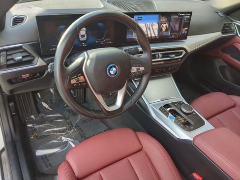 Used 2023 BMW i4 eDrive35 w/ Premium Package image 12