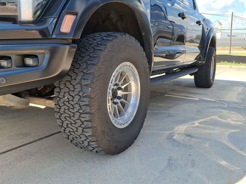 Used 2024 Ford F150 Raptor AWD/4WD image 4