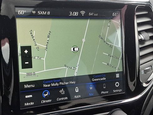 Used 2020 Jeep Grand Cherokee Altitude AWD/4WD image 18