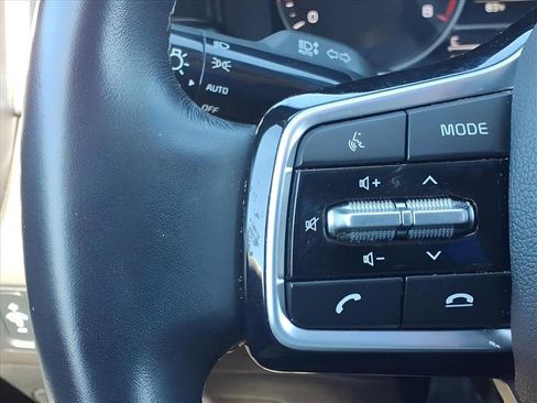 Used 2023 Kia Sorento S w/ Panoramic Sunroof Package image 28