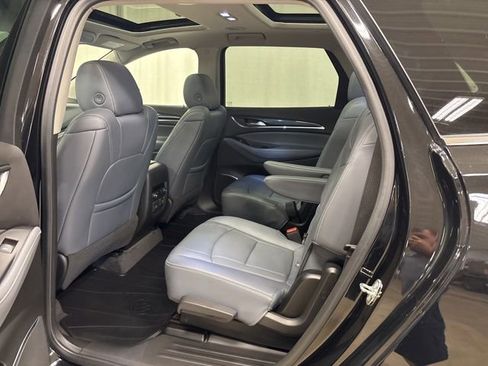 Used 2020 Buick Enclave Premium w/ Sun and Sites Package AWD/4WD image 20