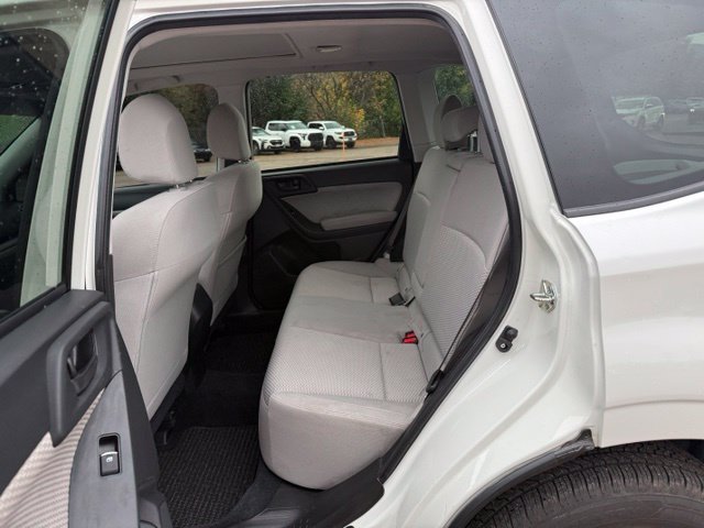 Used 2017 Subaru Forester 2.5i Premium AWD/4WD image 14