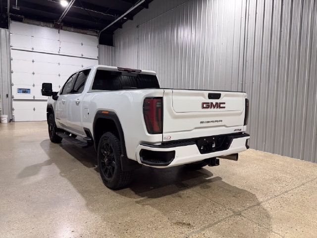 Used 2024 GMC Sierra 2500 AT4 w/ Technology Package AWD/4WD image 6