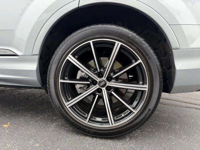 Certified 2023 Audi Q7 3.0T Premium Plus w/ Premium Plus Package AWD/4WD image 30