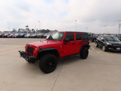 Used 2014 Jeep Wrangler Unlimited Sport w/ Quick Order Package 24S image 2