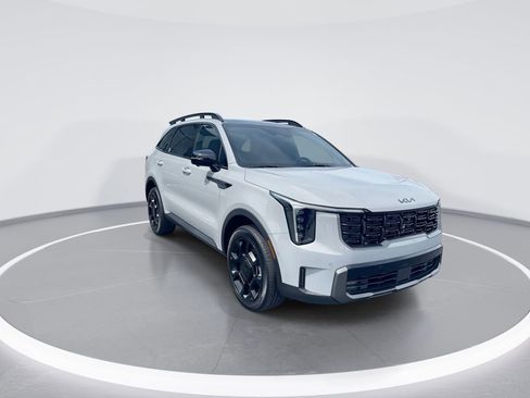 Used 2025 Kia Sorento SX Prestige AWD/4WD image 2