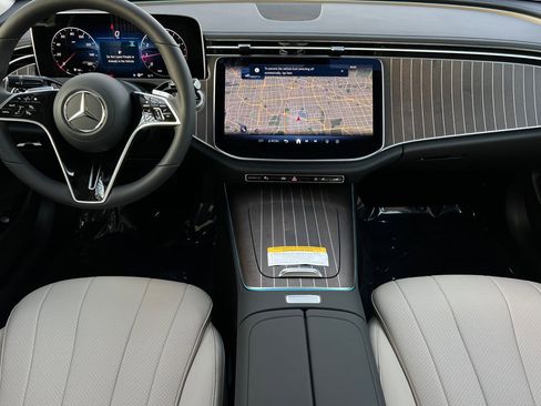 Certified 2025 Mercedes-Benz E 350 Sedan image 11