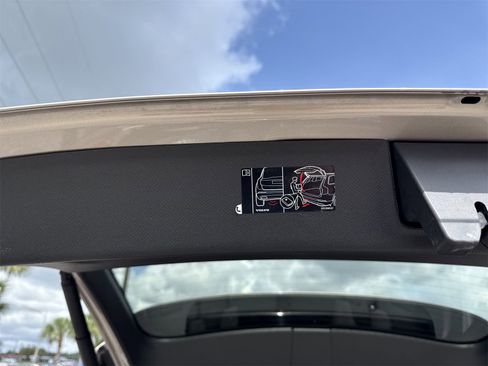 Used 2024 Volvo XC90 T8 Plus w/ Protection Package Premier image 35