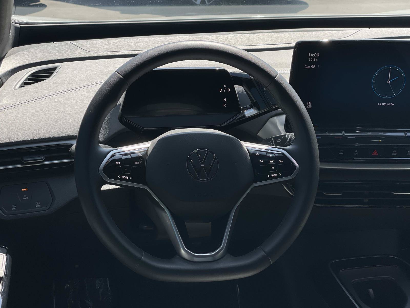 Certified 2023 Volkswagen ID.4 Pro RWD image 9