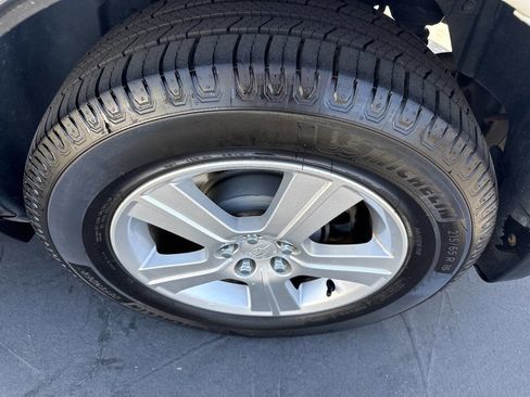 Used 2013 Subaru Forester 2.5X w/ Popular Pkg 3 AWD/4WD image 29