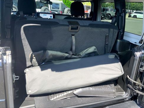 Certified 2024 Jeep Wrangler Sport AWD/4WD image 27
